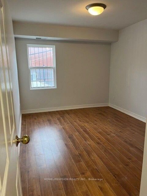 Property Photo:  443 Danforth Avenue  ON M4K 1P1 