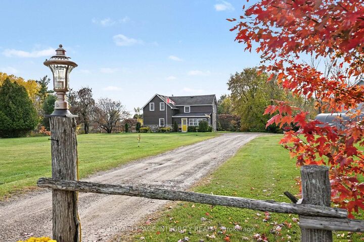 Property Photo:  27 Cobus Road  ON K7V 3Z8 