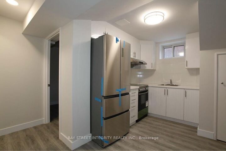 Property Photo:  87 Tulane Crescent  ON M3A 2C2 