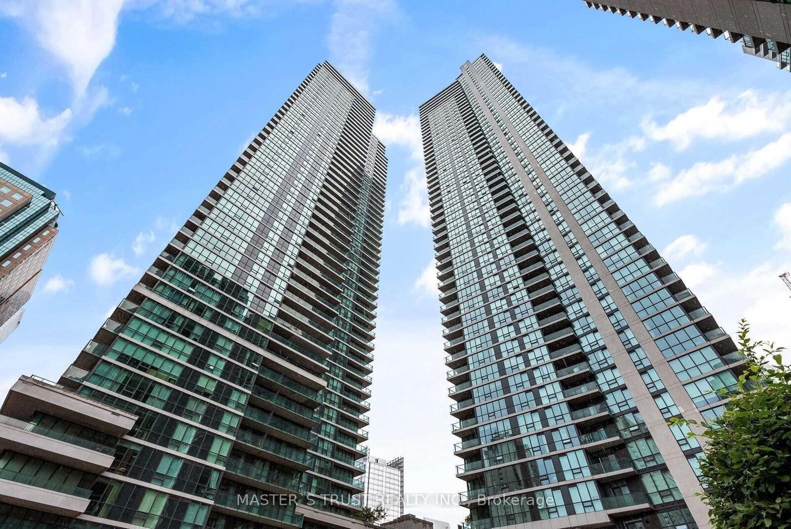 Property Photo:  33 Bay Street 2710  ON M5J 2Z3 