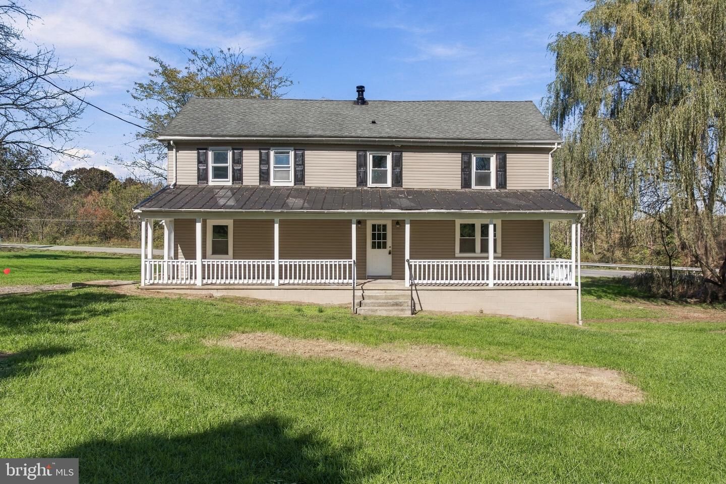 Property Photo:  745 E Tolna Road  PA 17361 