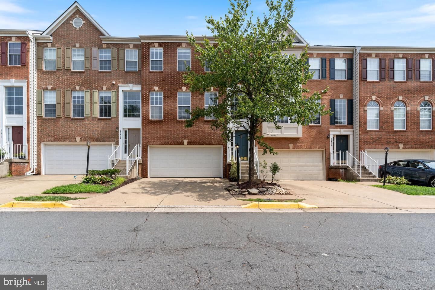 Property Photo:  20804 Miranda Falls Square  VA 20165 
