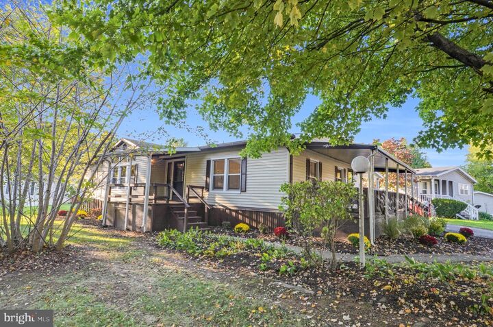 Property Photo: 8920 Cedar Road PA 18031