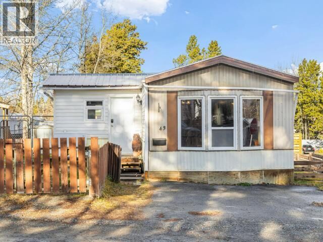 Property Photo: 43-986 Range Road YT Y1A 4V1