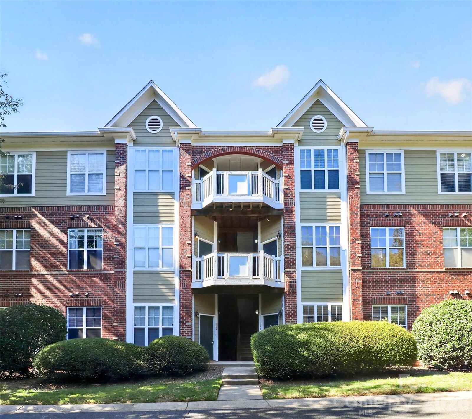 Property Photo:  226 S Torrence Street 103  NC 28204 