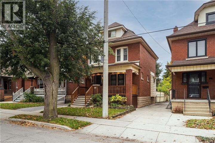 Property Photo:  82 South Province Street South  ON L8K 2K8 