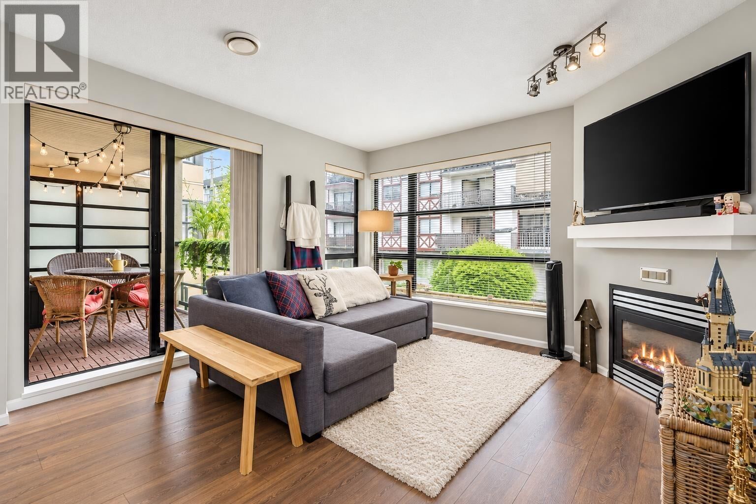 Property Photo:  124 West 3rd Street 305  BC V7M 1E8 