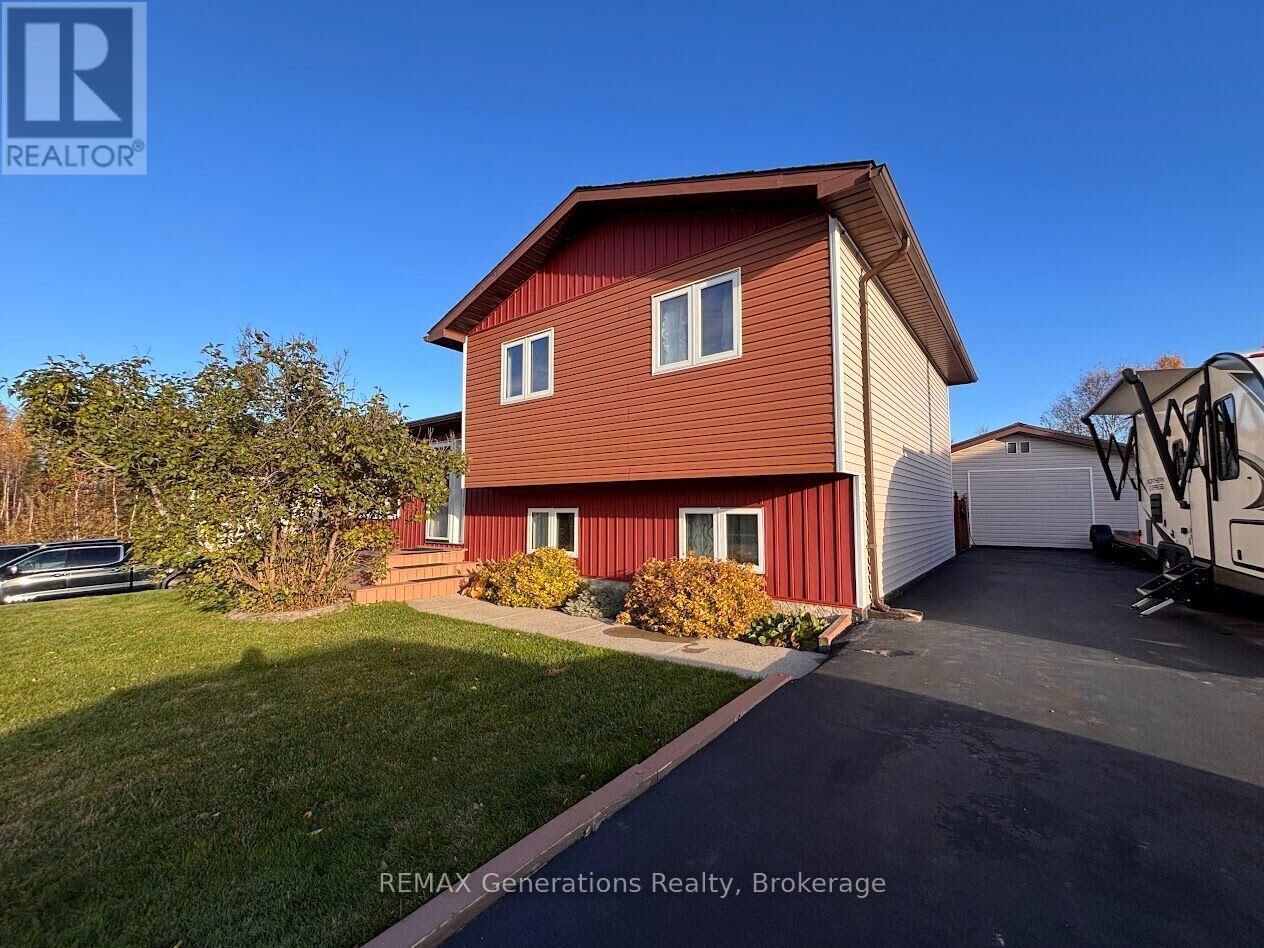 Property Photo:  3 Cedar Walk  ON P0T 2E0 
