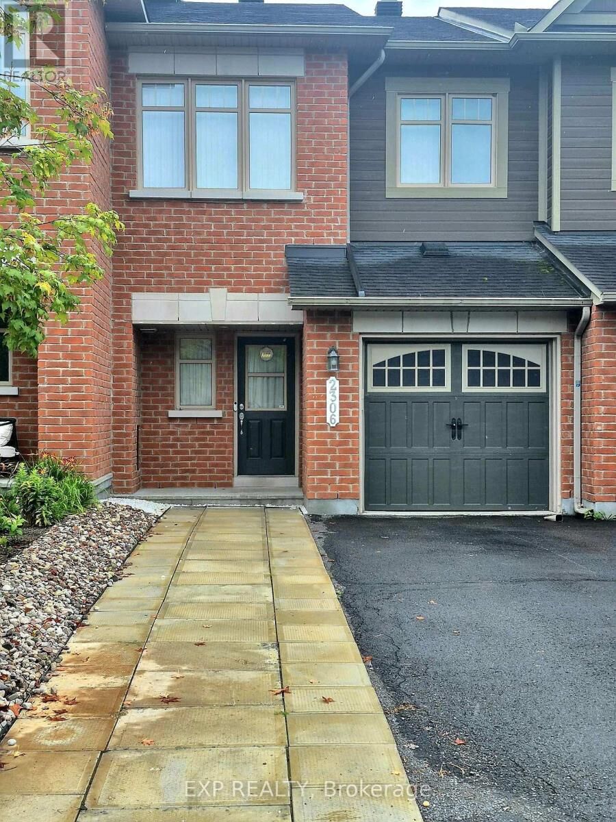 Property Photo:  2306 Marble Crescent  ON K4K 0G9 