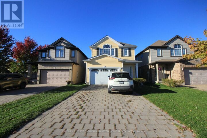 Property Photo:  6832 Vallas Circle  ON N6P 0B5 