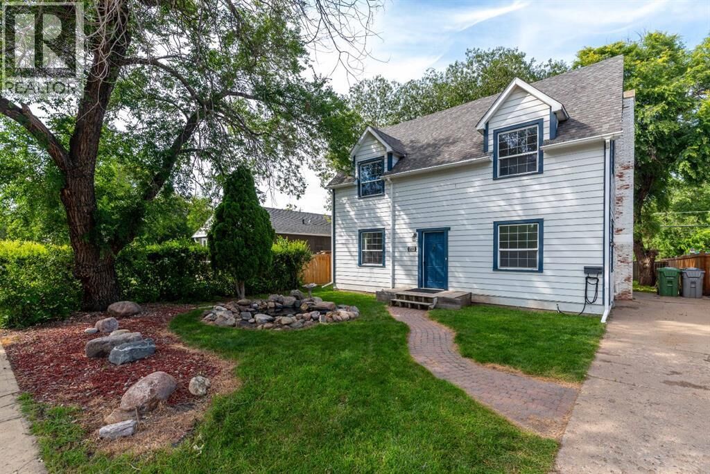 Property Photo:  5218 49th Street  AB T9V 0K6 