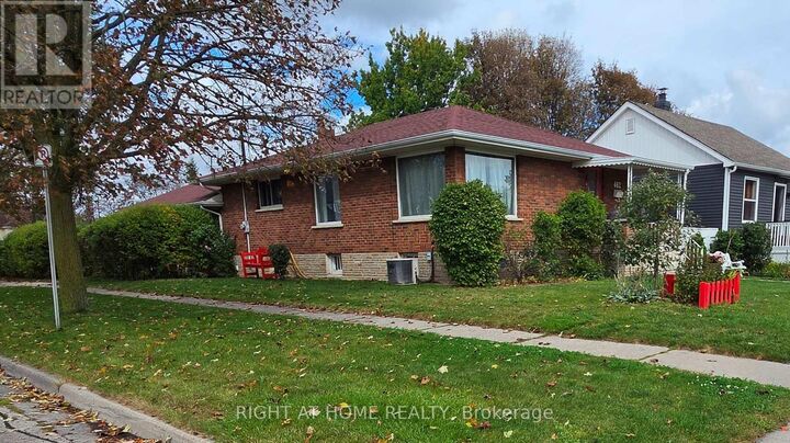 Property Photo: 462 Madison Avenue ON L1J 2P6