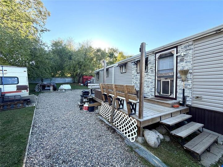 Property Photo:  14 Crang's Trailer Court  MB R0K 2A0 