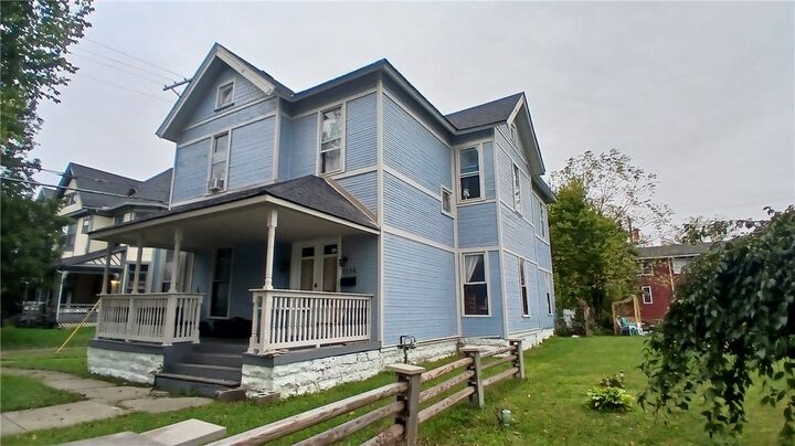 Property Photo: 1114 S Fountain Avenue OH 45506