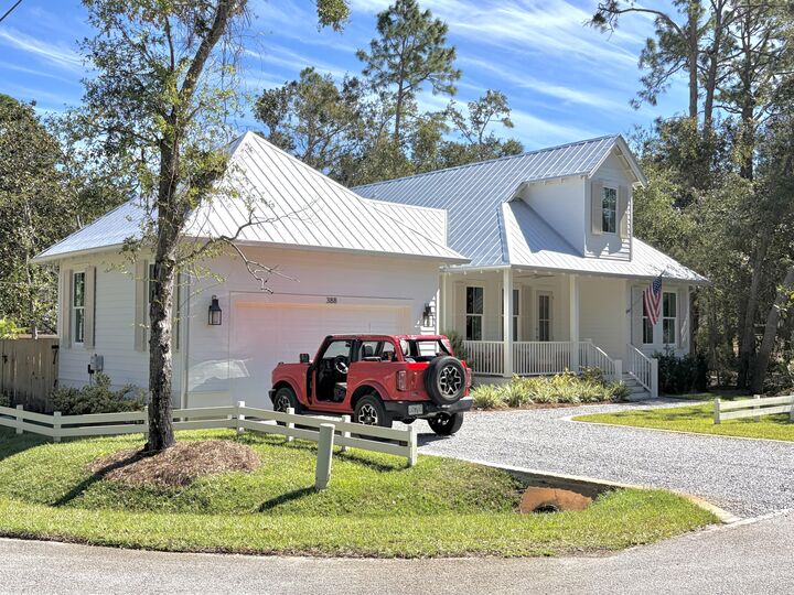 Property Photo: 388 Morrison Avenue FL 32459