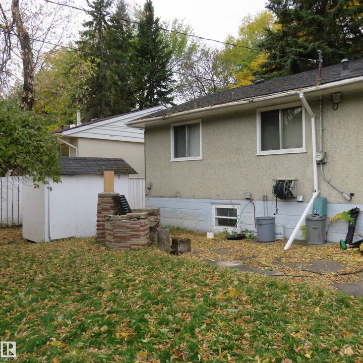 Property Photo:  11929 52 Street NW  AB T5W 3J5 