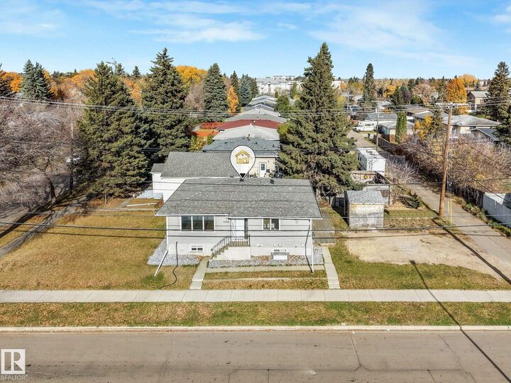 Property Photo:  11308 129 Avenue NW  AB T5E 0L8 