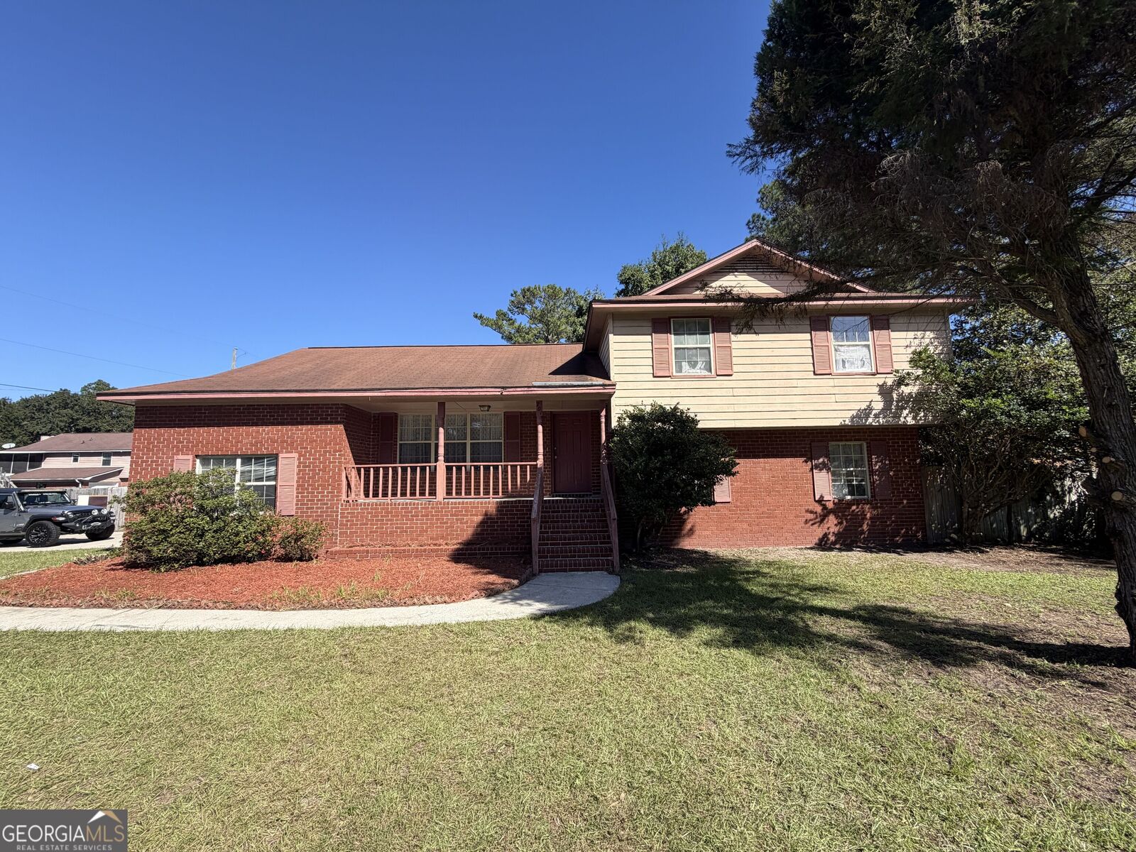 Property Photo:  701 Charlotte Court  GA 31313 