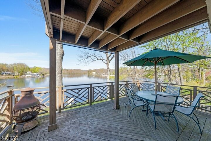 Property Photo:  95 Wildwood Rd  NJ 07438 