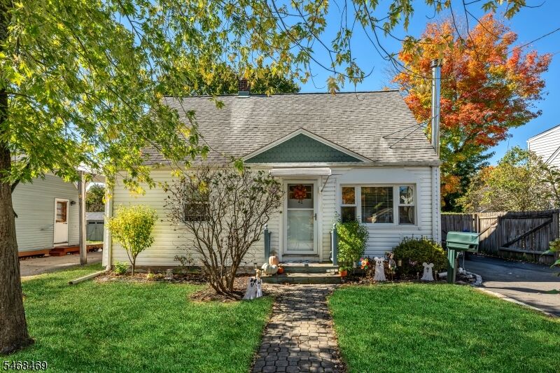 Property Photo:  41 Wanaque Ave  NJ 07420 
