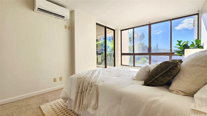 Property Photo: 3138 Waialae Avenue 422 HI 96816