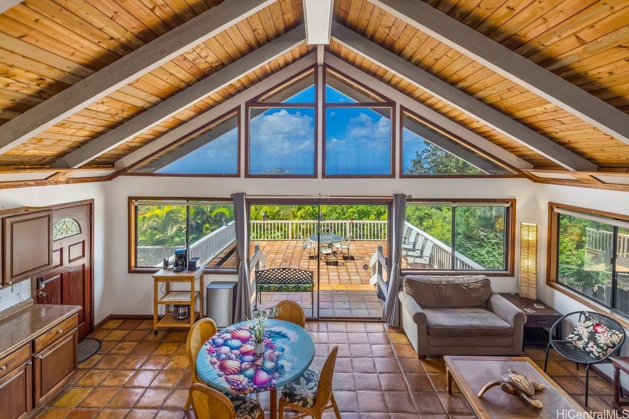 Property Photo:  4969 Maunalani Circle  HI 96816 