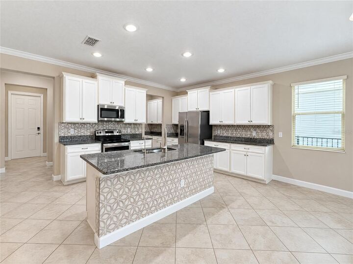 Property Photo:  6244 English Hollow Road  FL 33647 