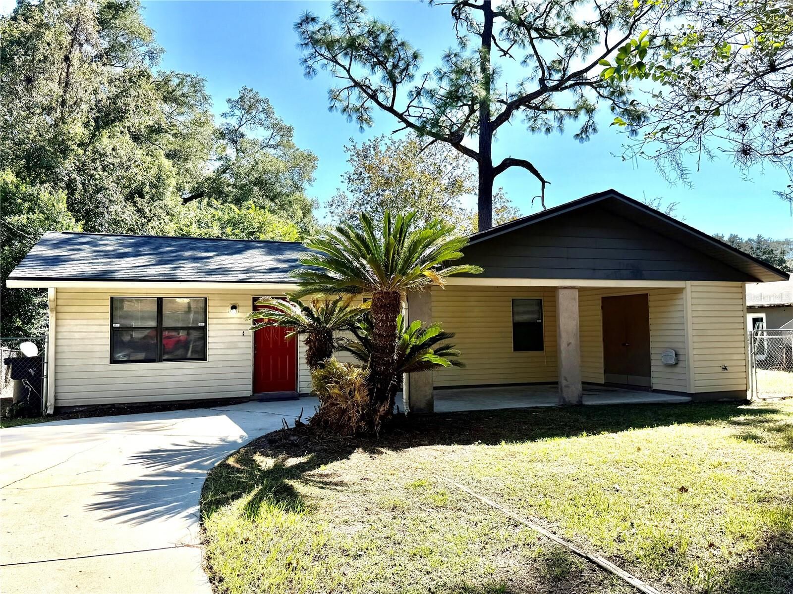 Property Photo: 2917 NE 17th Terrace FL 34479