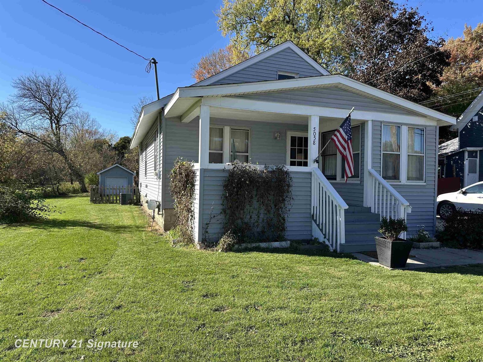 Property Photo:  5058 Morrish Road  MI 48473 