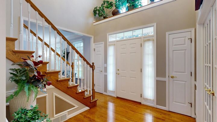 Property Photo:  1567 Wedgewood Place  MI 48732 