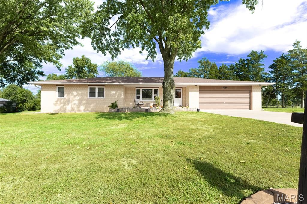 Property Photo:  2017 Valley View Road  MO 65265 