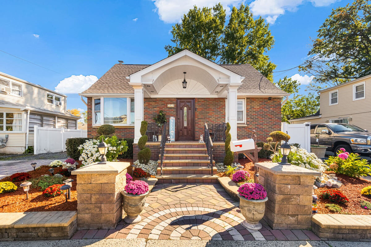 Property Photo:  764 Carlock Avenue  NJ 08862 