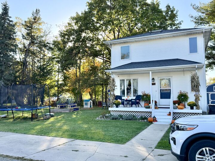 Property Photo:  112 Walnut Street  MI 49230 