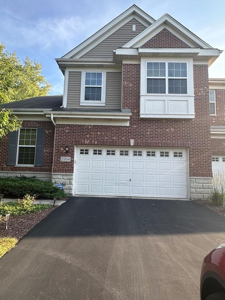 Property Photo: 2704 Blakely Lane IL 60540