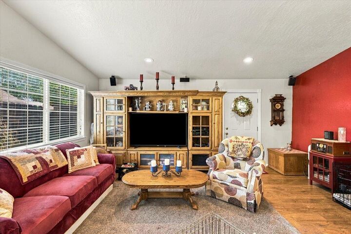 Property Photo: 6132 Ogden Nash Way CA 95842