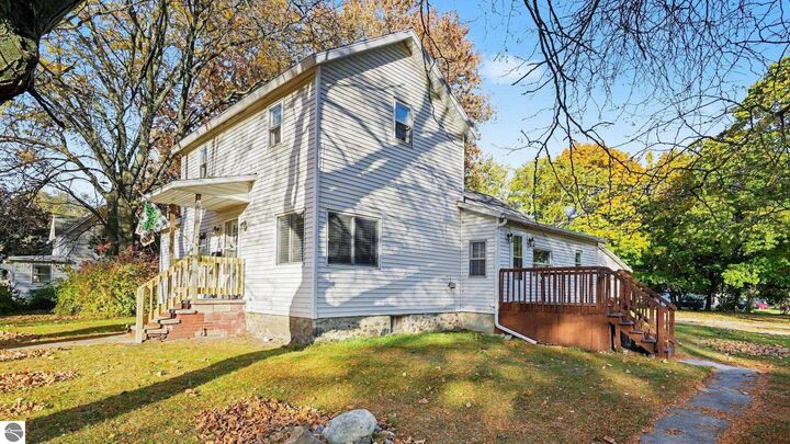 Property Photo:  202 Union Street  MI 48847 