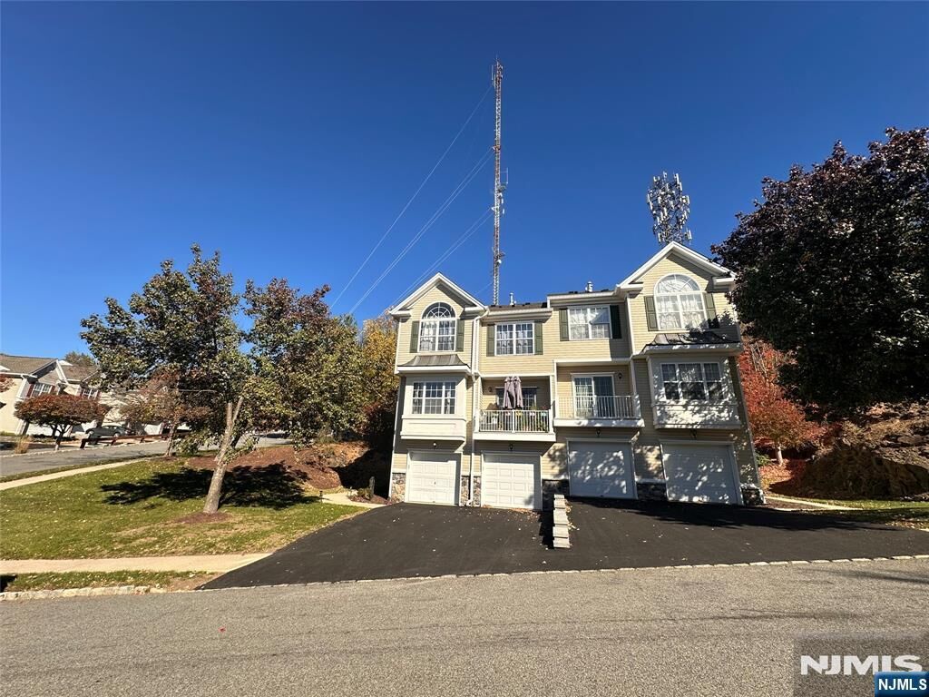 Property Photo: 132 Summit Ridge NJ 07442