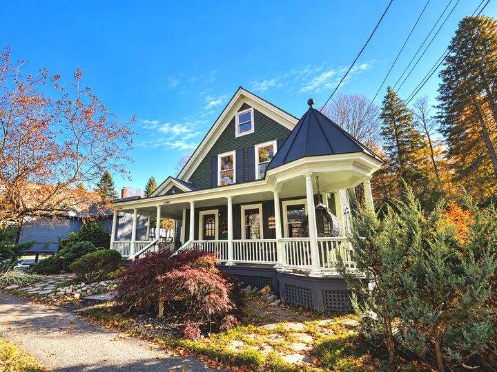 Property Photo:  45 Pleasant Street  VT 05091 