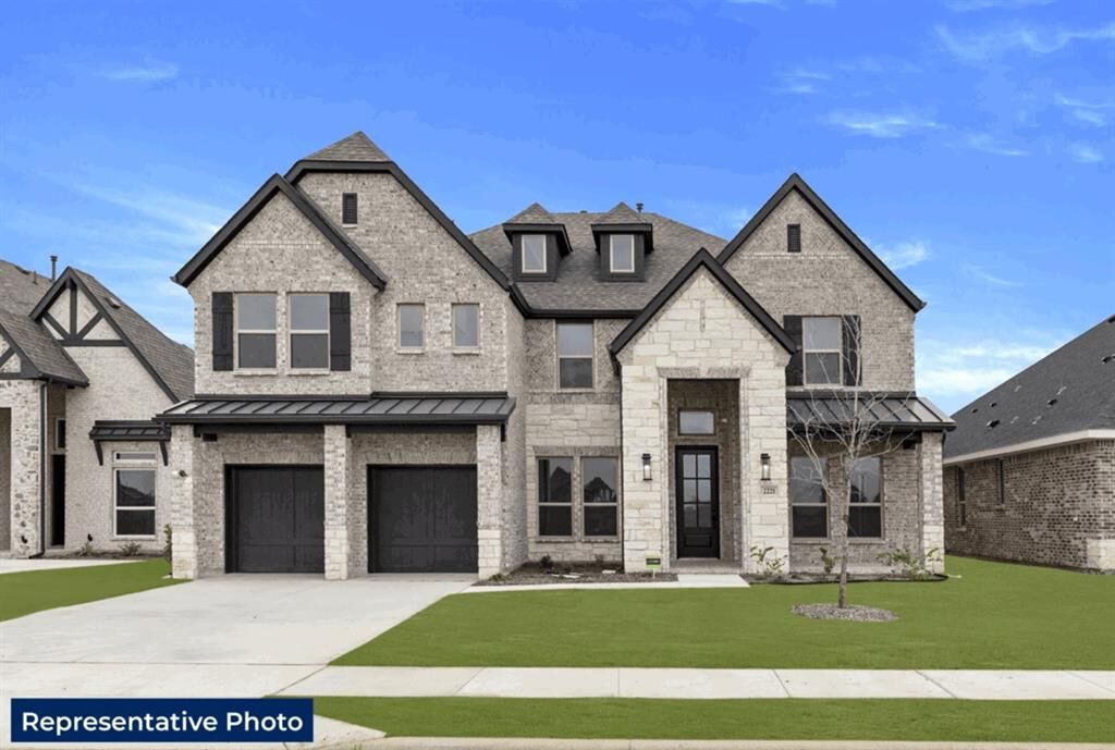 Property Photo: 1511 Spring Hill Drive TX 75104