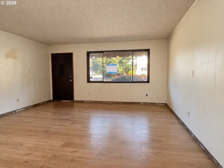 Property Photo:  12707 NE 76th St  WA 98682 