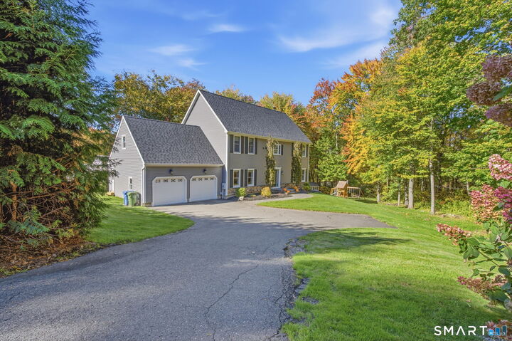 Property Photo:  55 Rampart Drive  CT 06033 