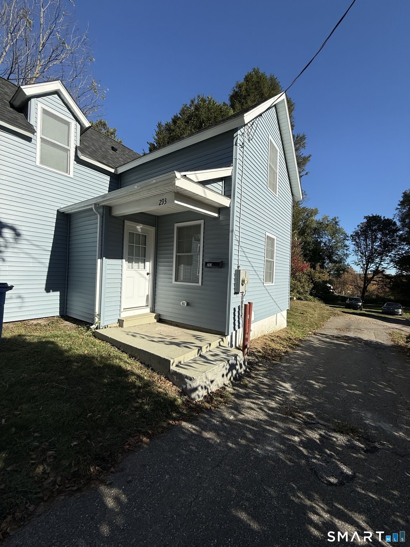 Property Photo:  293 Boswell Avenue  CT 06360 