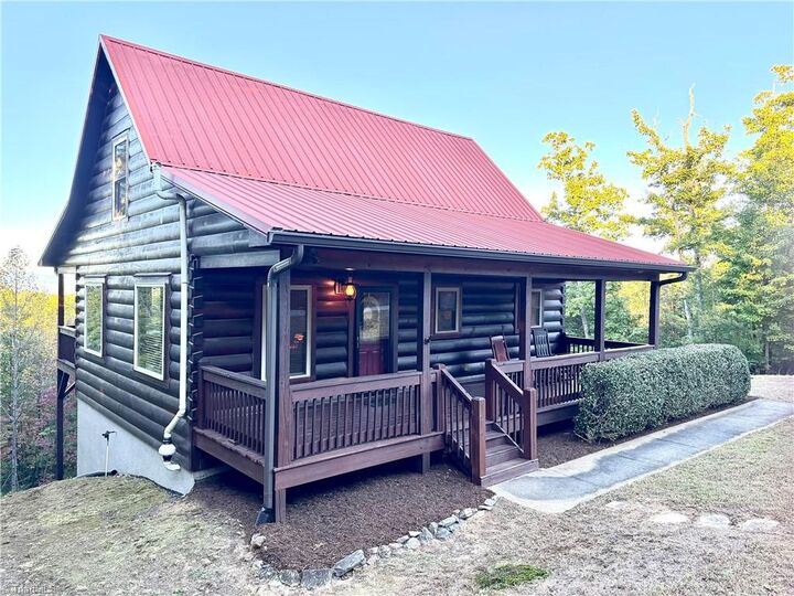 Property Photo:  196 Pisgah Lane  NC 28606 