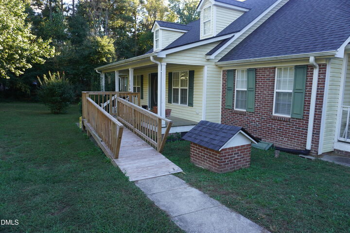 Property Photo:  154 Hillard Road  NC 27549 