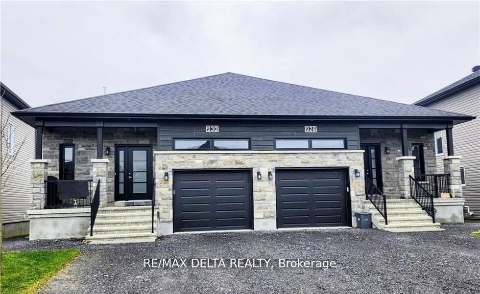 Property Photo:  930 Chablis Crescent A  ON K0A 1W0 