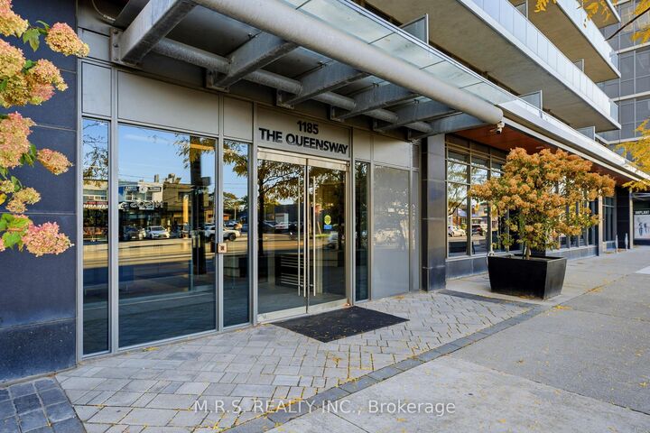 Property Photo:  1185 The Queensway Avenue 607  ON M8Z 1R4 