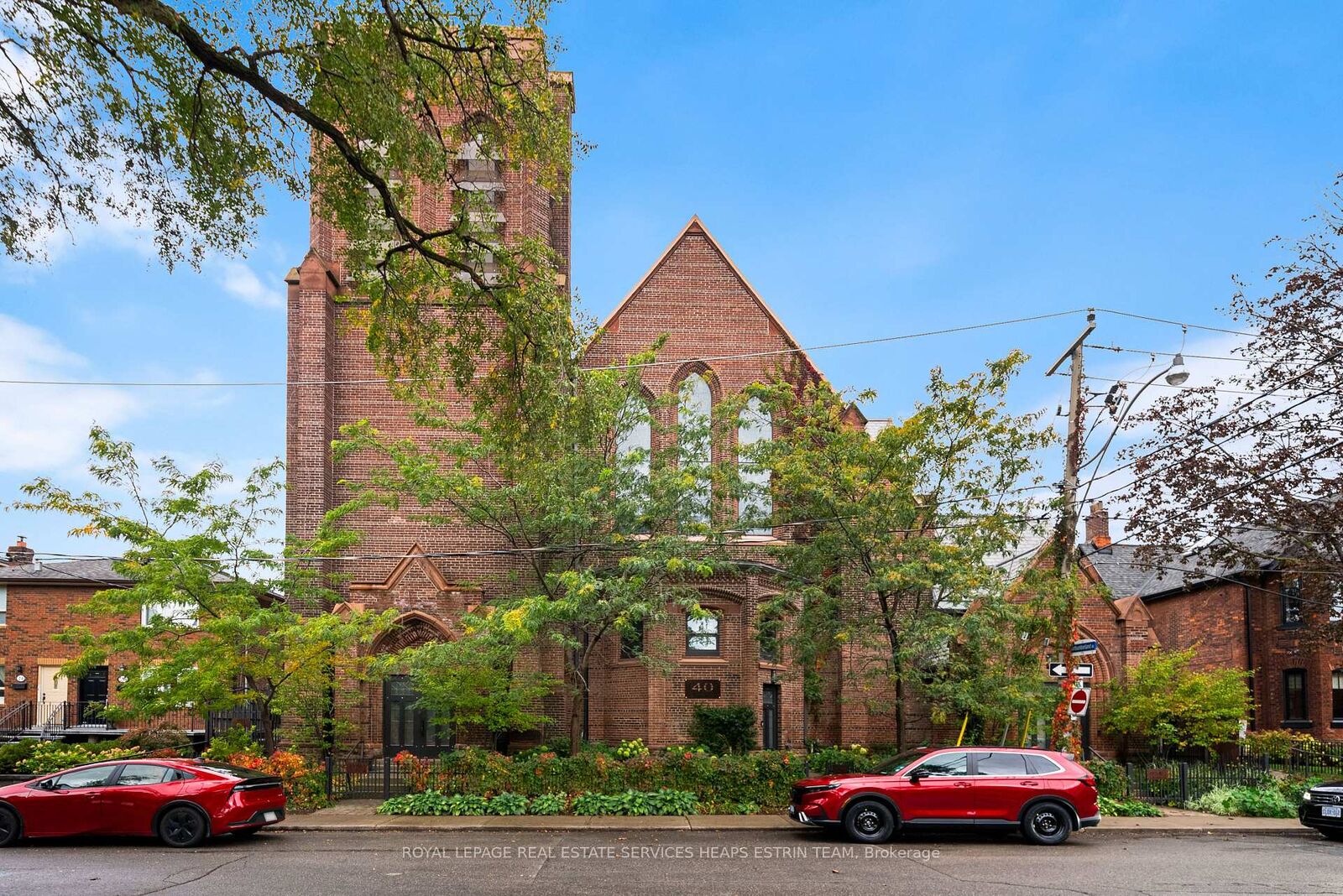 Property Photo:  40 Westmoreland Avenue 14  ON M6H 2Z7 