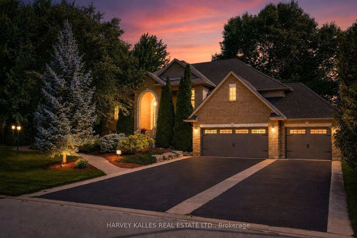 Property Photo:  1 Franks Lane  ON N3T 5L7 