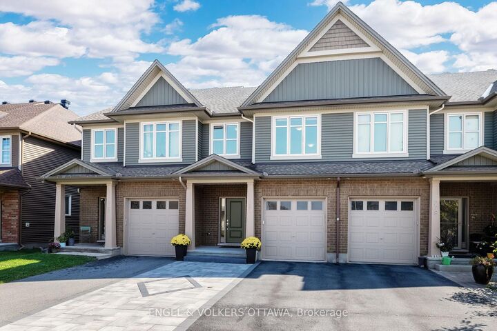 Property Photo:  280 Wood Acres Grove  ON K1T 0M4 