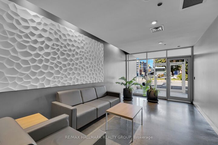 Property Photo:  180 York Street 210  ON K1N 1J6 
